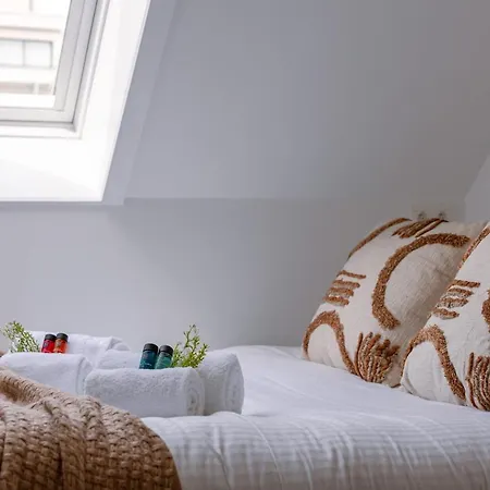 Brand New Holiday Flat In A Location, Just Around The Corner From The Sea And The Beach 公寓 尼乌波特